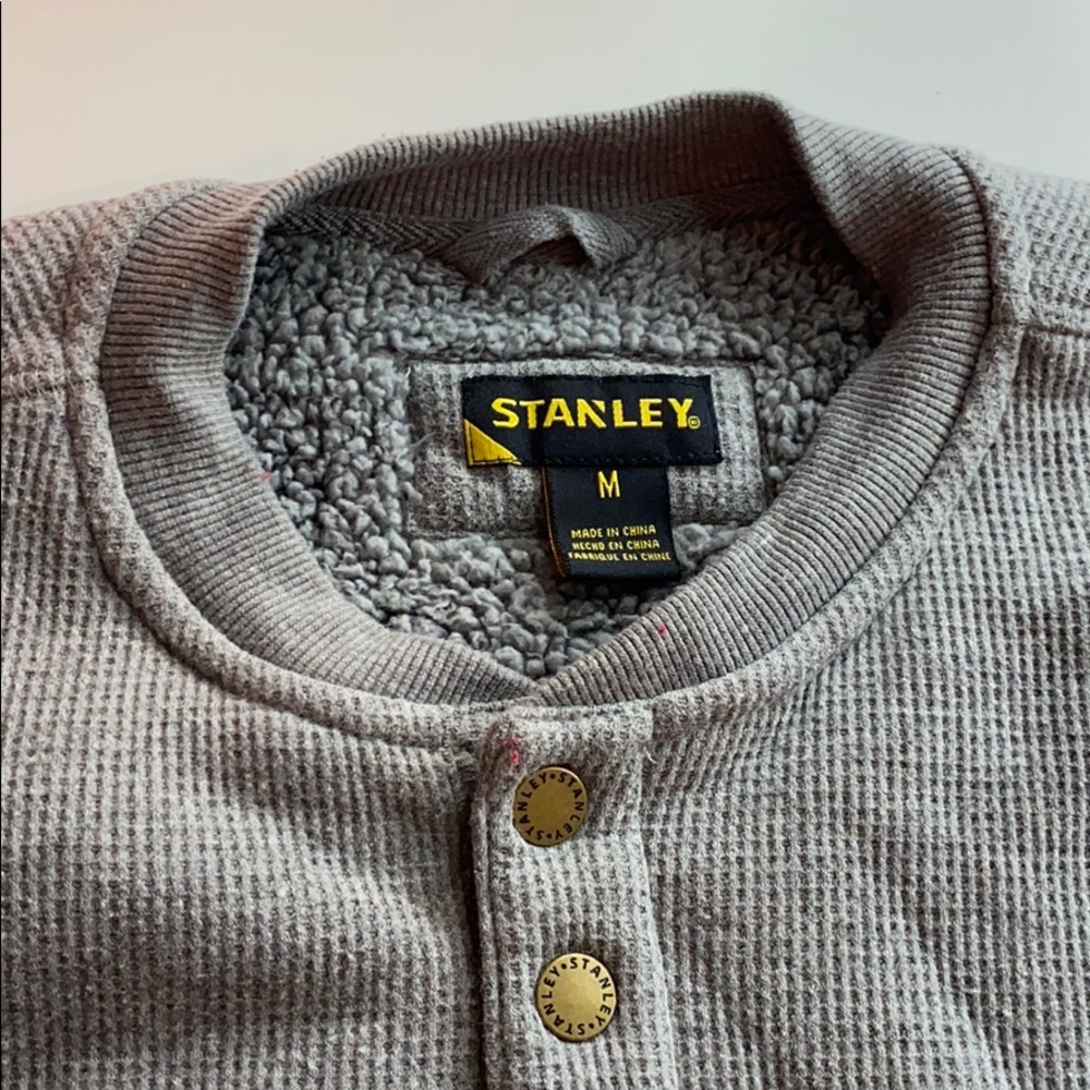 gray sweatshirt/hoodie. fluffy inside